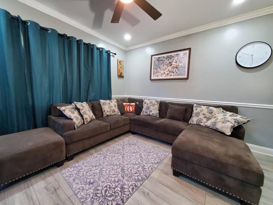 Home Away From Home On Lasalle - 3 Bd 2 Bth Slps 6 Niagara Falls Exterior photo