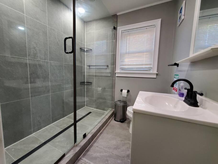 Home Away From Home On Lasalle - 3 Bd 2 Bth Slps 6 Niagara Falls Exterior photo